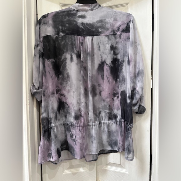 Cloudy with a Chance of Kisses Blouse - Picture 2 of 6